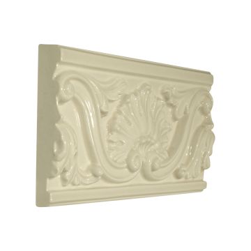 Vermeere Vanderbuilt ceramic border in Sheer Natural Crackle.
