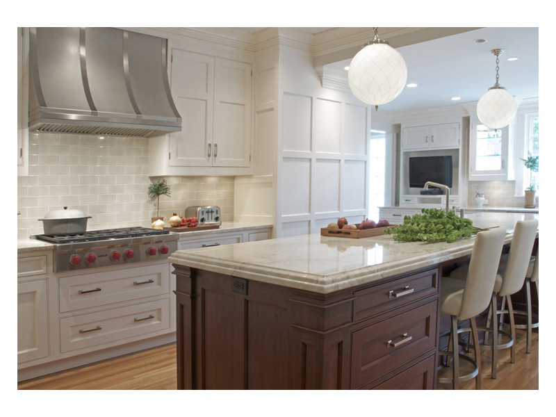 This kitchen design by Studio Dearborn features the Vermeere 3